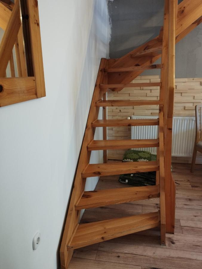 Апартаменты Liliomfa Apartman Сиглигет Экстерьер фото