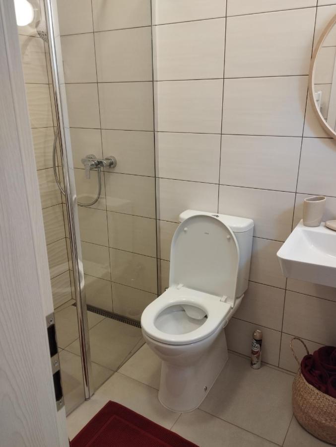 Апартаменты Liliomfa Apartman Сиглигет Экстерьер фото